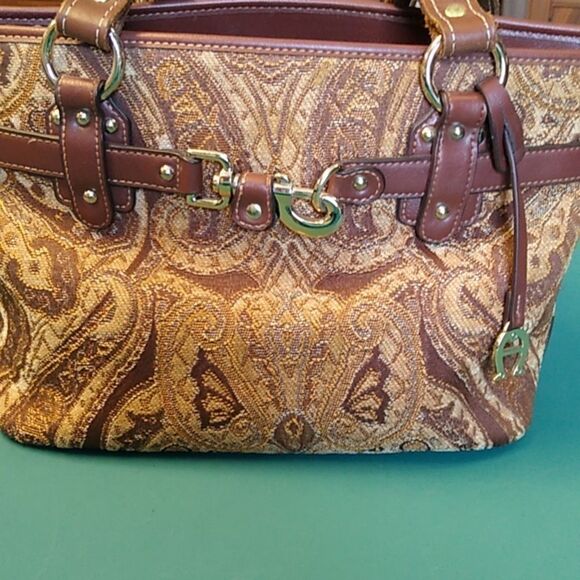Vintage Etienne Aigner Tapestry Brown and Gold Women's Bag - Picture 3 of 15